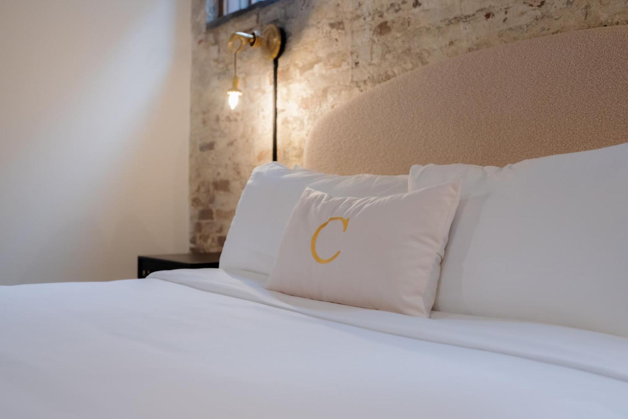 מדיסון The Chandler Hotel מראה חיצוני תמונה